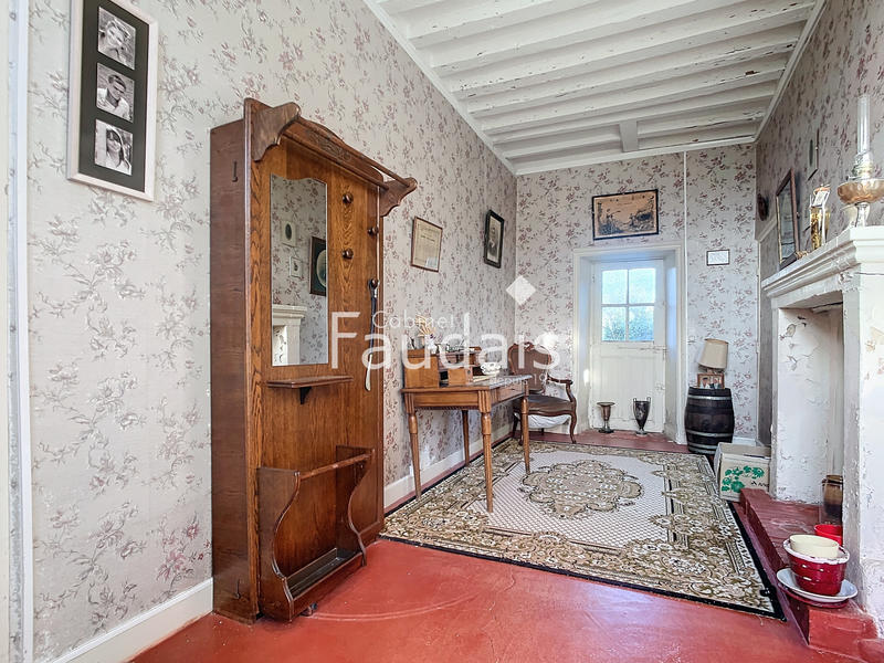 Propriété - 300 m² - 6 pièces