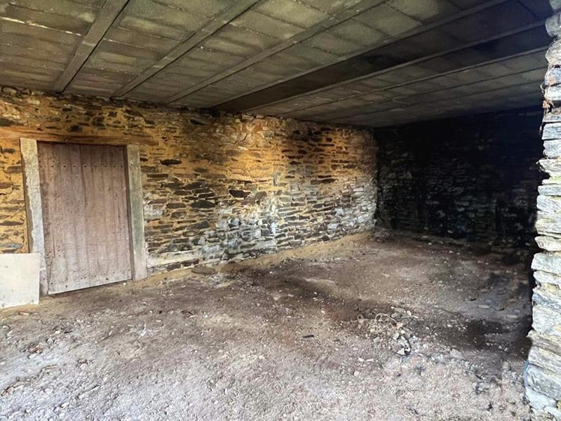 Propriété - 240 m² - 12 pièces