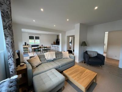 Maison - 161 m² - 6 pièces