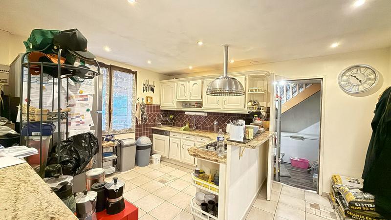 Maison - 104 m² - 5 pièces