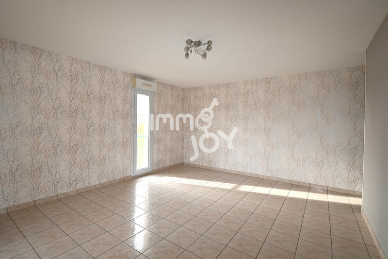 Appartement - 82 m² - 3 pièces