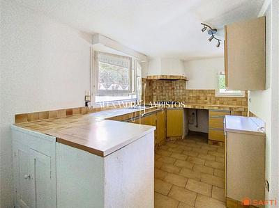 Maison - 163 m² - 7 pièces