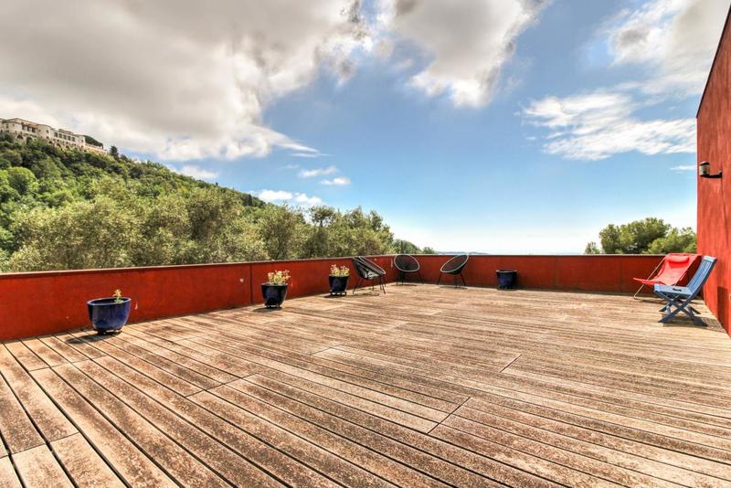 Villa - 230 m² - 8 pièces