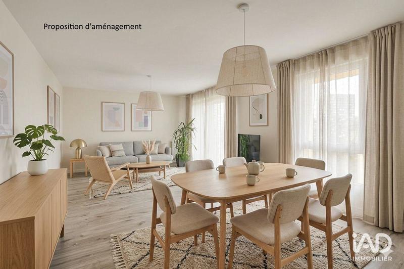 Appartement - 95 m² - 4 pièces