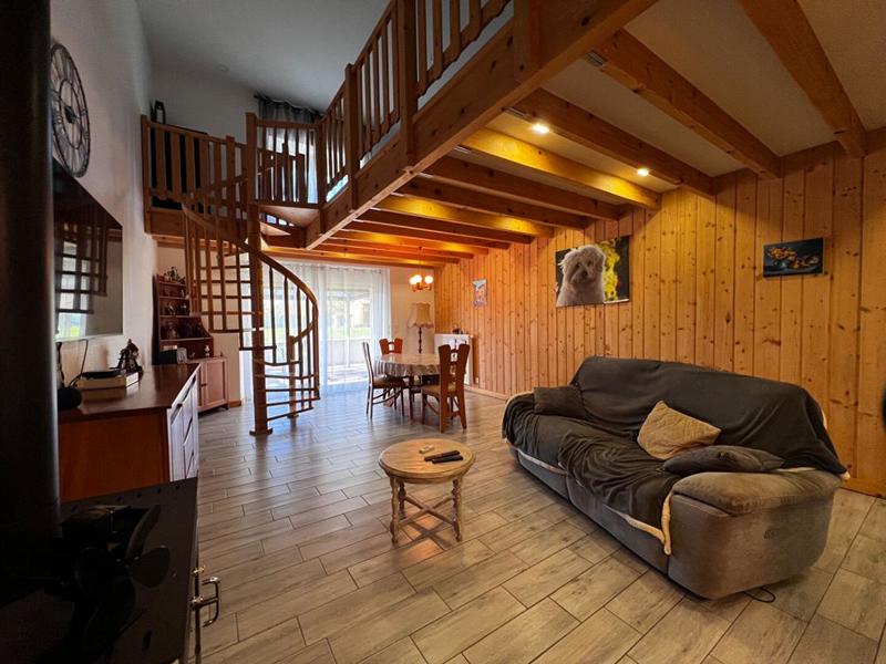 Maison - 168 m² - 3 pièces