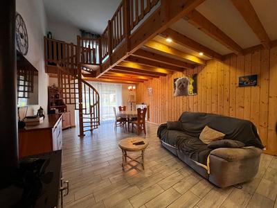 Maison - 168 m² - 3 pièces