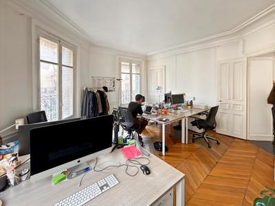 Bureau - 63 m²