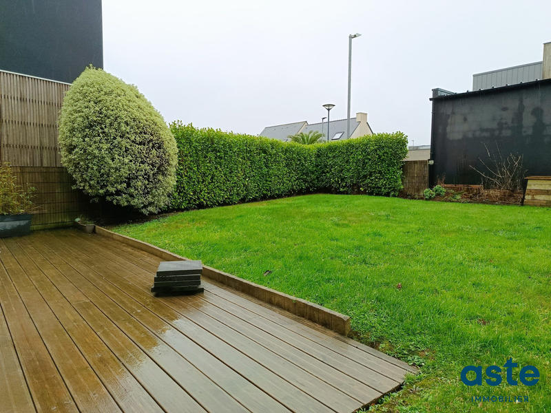 Maison - 92 m² - 6 pièces