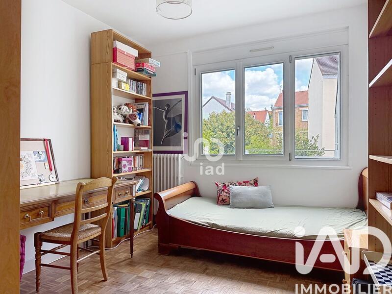 Maison - 200 m² - 8 pièces