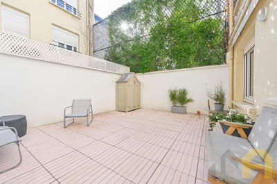 Appartement - 131 m² - 6 pièces