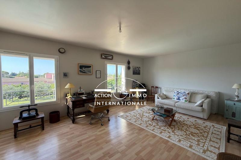 Villa - 208 m² - 4 pièces