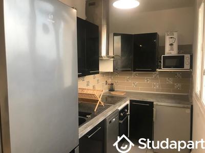 Chambre - 9 m² - 1 pièce