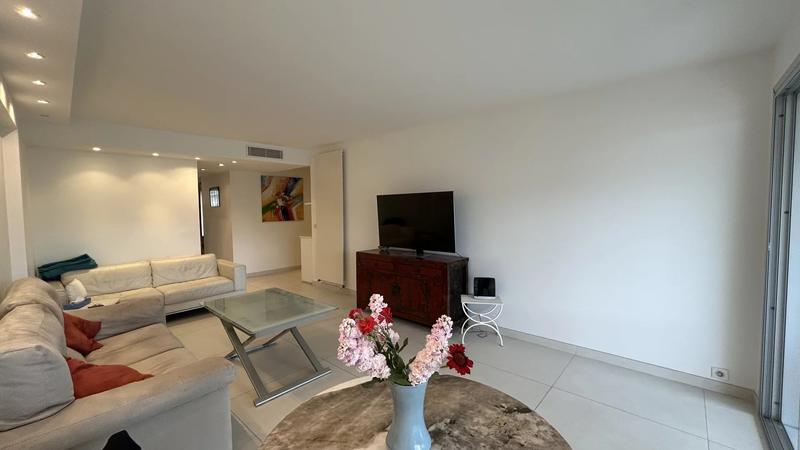 Appartement - 76 m² - 3 pièces