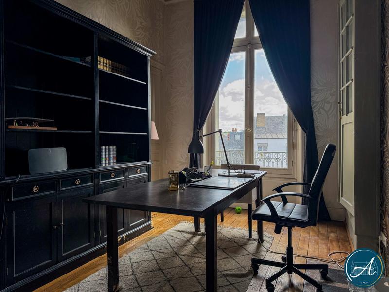 Appartement - 128 m² - 5 pièces