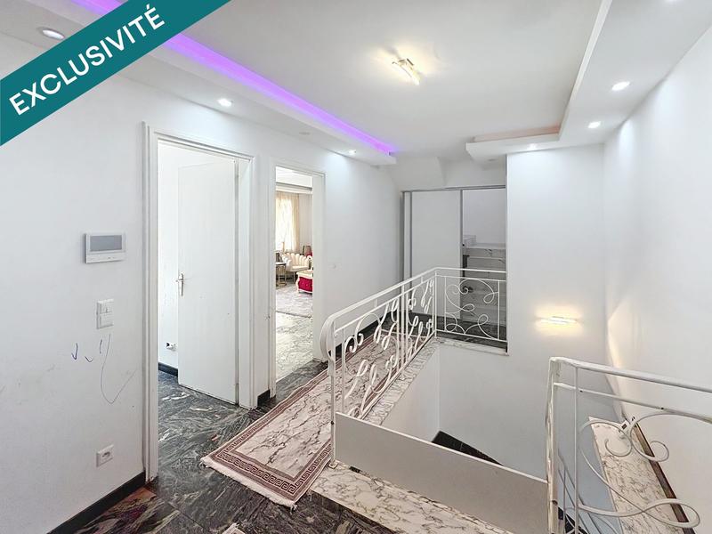 Maison - 186 m² - 8 pièces