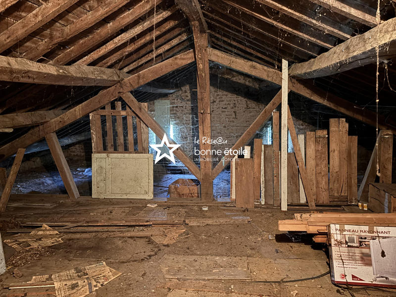 Maison - 330 m² - 14 pièces