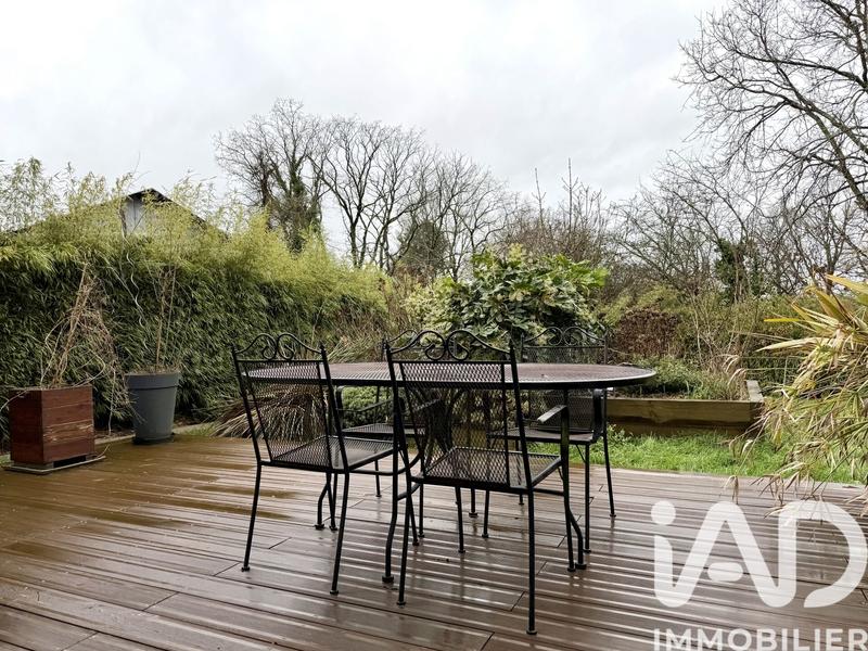 Maison - 98 m² - 5 pièces