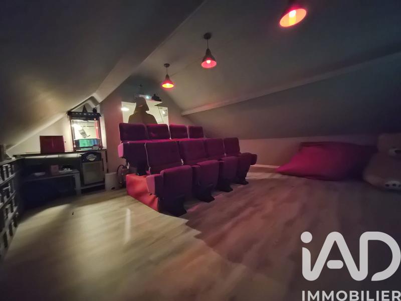 Maison - 320 m² - 8 pièces