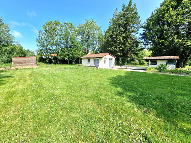 Maison - 200 m² - 8 pièces