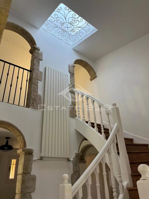 Villa - 182 m² - 7 pièces