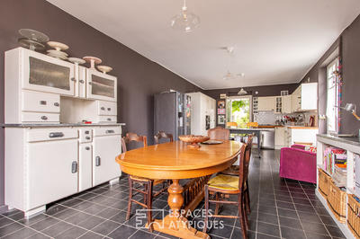 Maison - 198 m² - 8 pièces