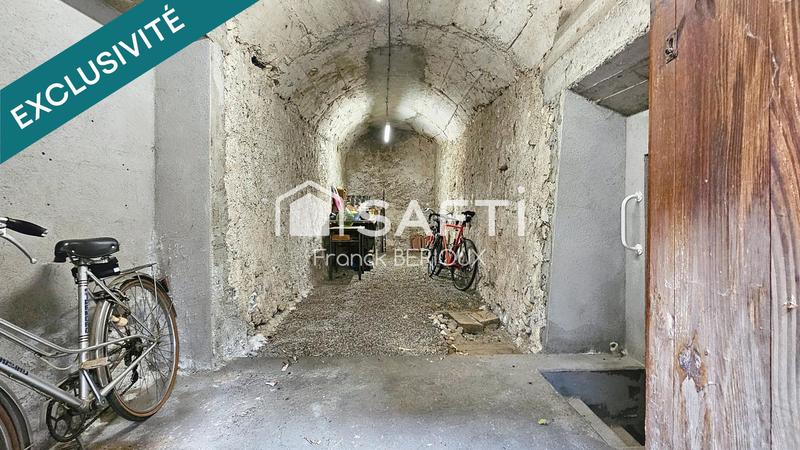 Maison - 101 m² - 5 pièces