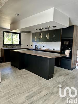 Maison - 131 m² - 6 pièces