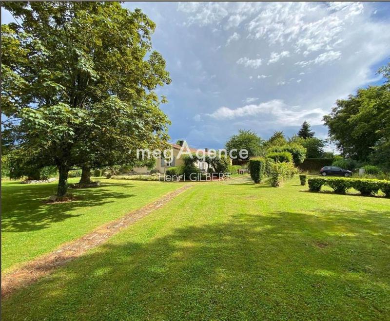 Maison traditionnelle - 103 m² - 6 pièces