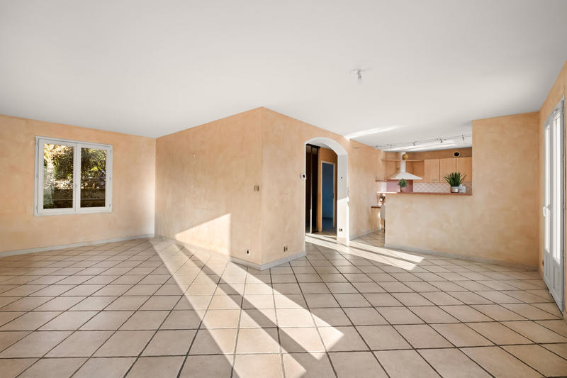 Maison - 122 m² - 6 pièces