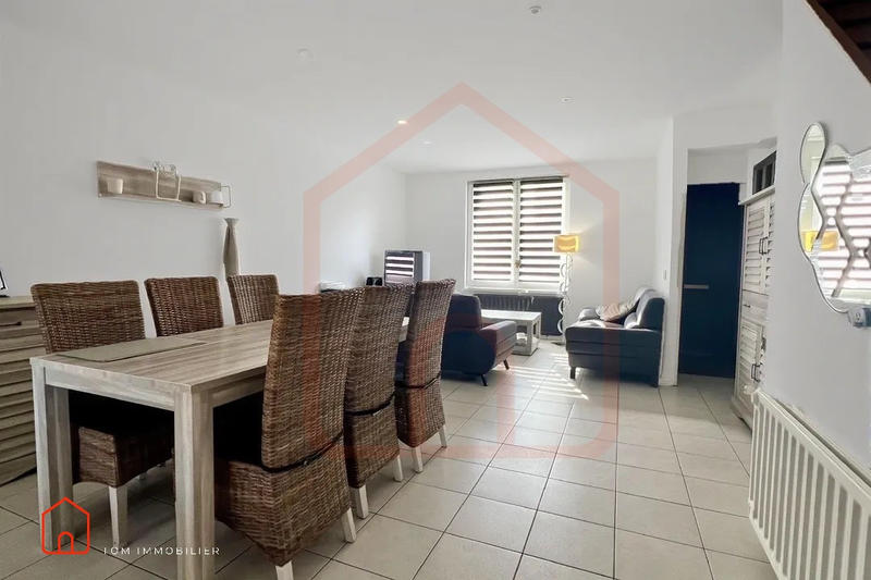 Maison - 93 m² - 5 pièces