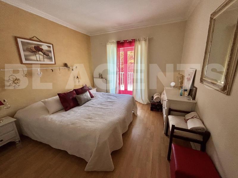 Maison de maîtres - 202 m² - 6 pièces