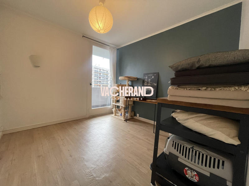 Appartement - 95 m² - 5 pièces