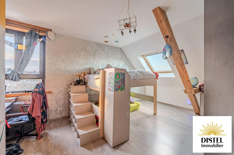 Maison - 150 m² - 8 pièces