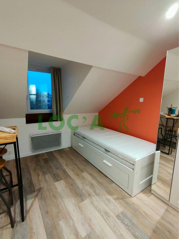 Studio - 14 m² - 1 pièce