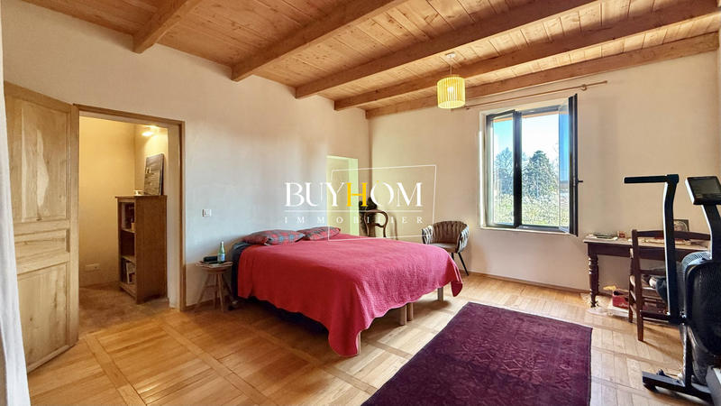 Mas - 380 m² - 12 pièces