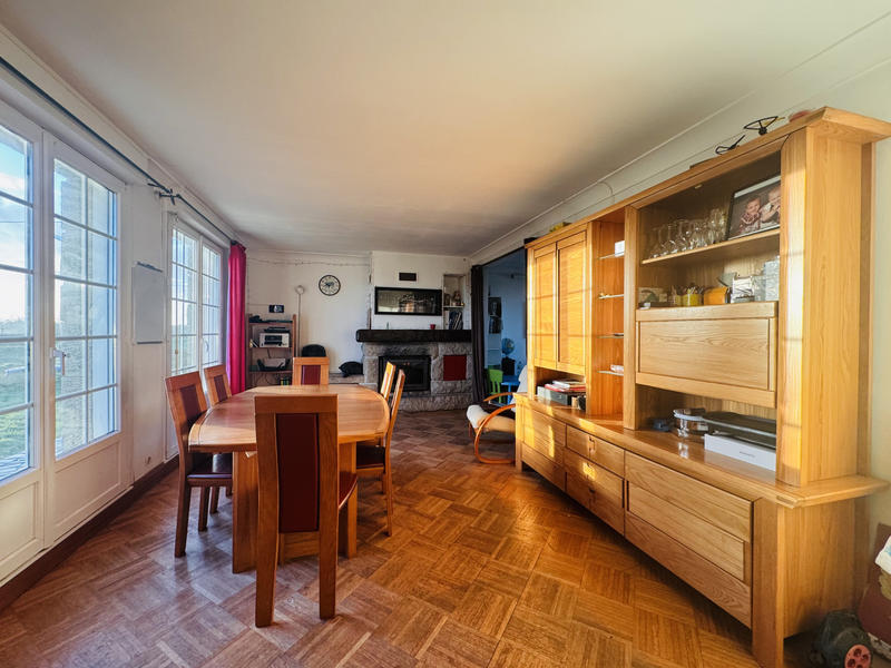 Maison - 146 m² - 7 pièces