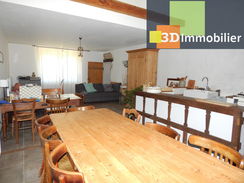 Maison - 198 m² - 8 pièces