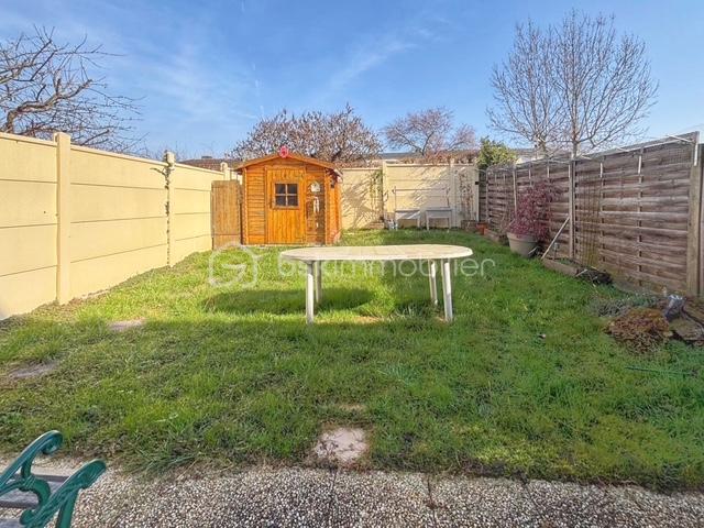 Maison - 96 m² - 5 pièces