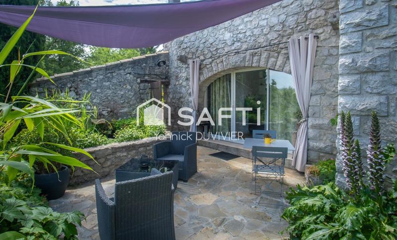 Maison - 90 m² - 4 pièces