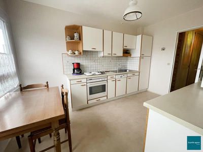 Appartement - 84 m² - 3 pièces