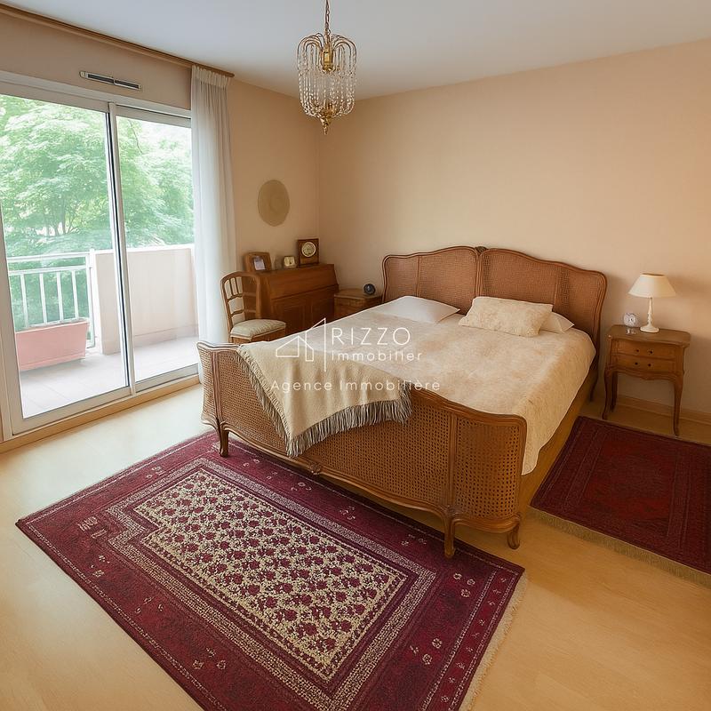 Appartement - 143 m² - 4 pièces