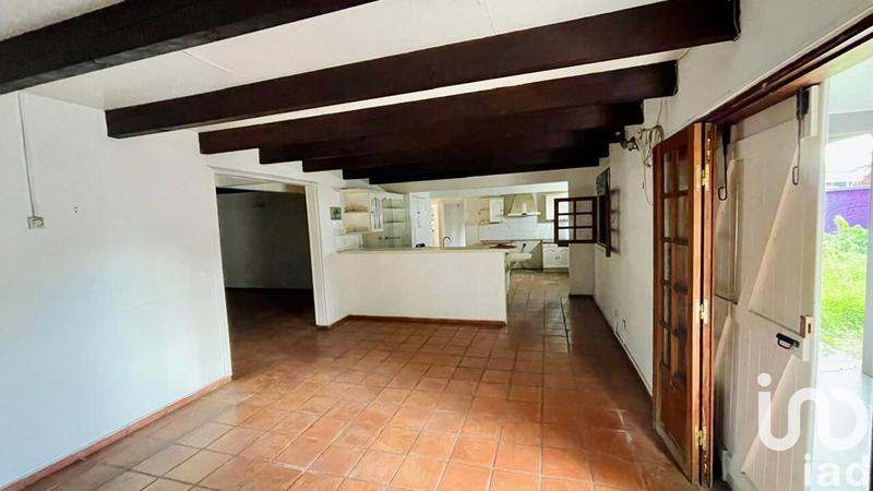 Maison - 244 m² - 6 pièces