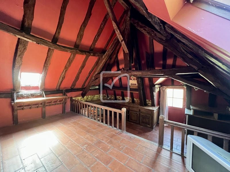 Maison - 322 m² - 12 pièces