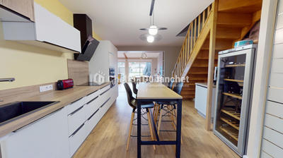 Maison - 163 m² - 7 pièces