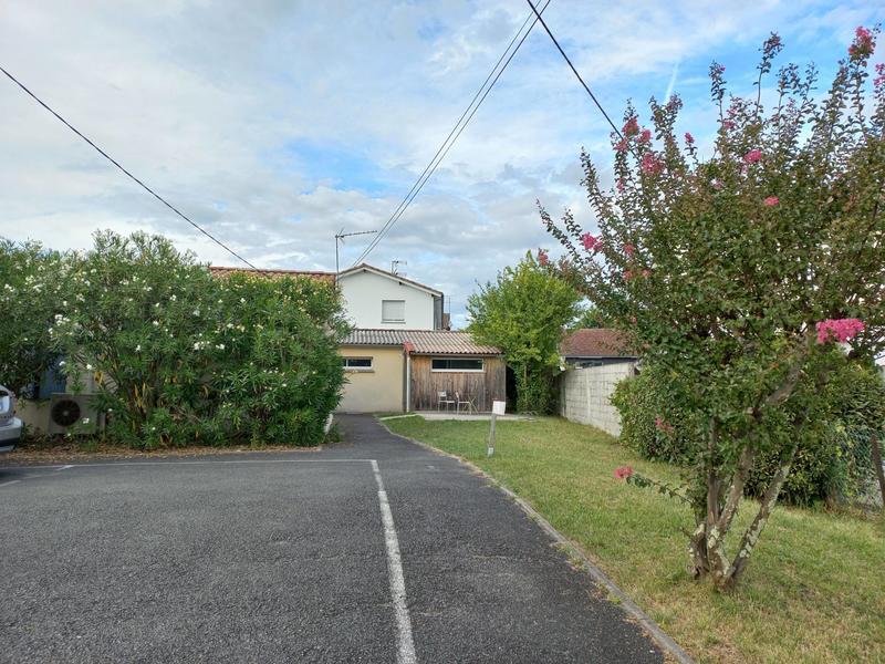 Local d'activités - 20 m²