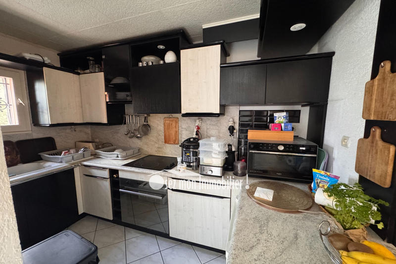 Villa - 80 m² - 5 pièces