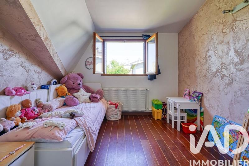 Maison - 210 m² - 5 pièces