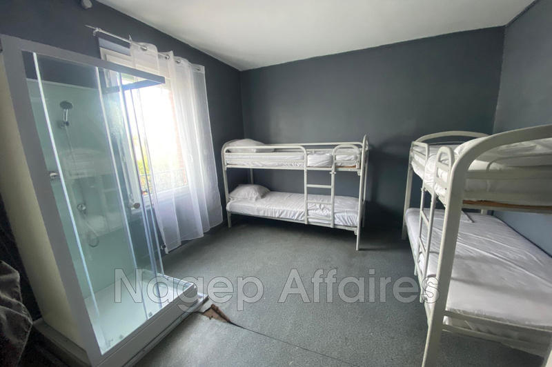 Appartement - 832 m²