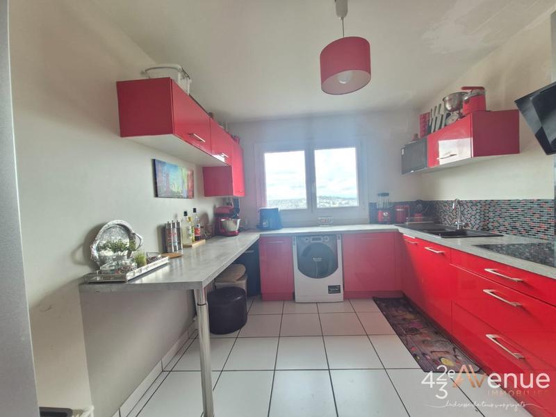 Appartement - 80 m² - 4 pièces