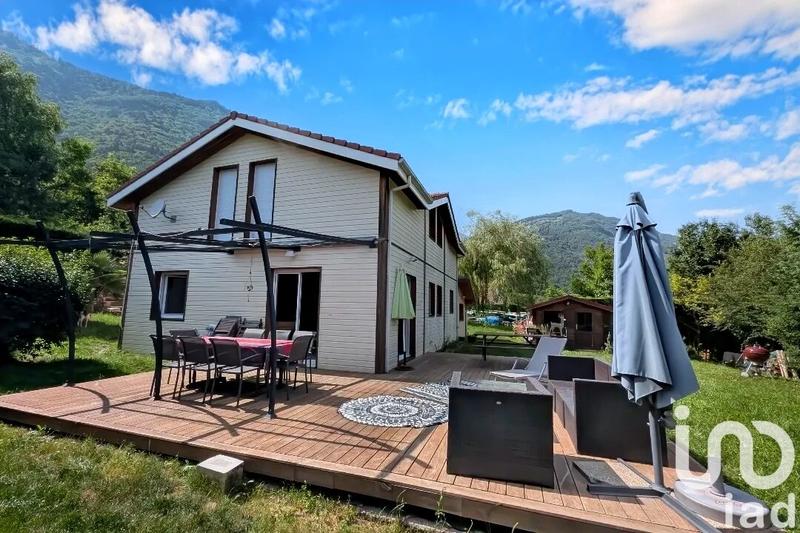 Maison - 135 m² - 7 pièces